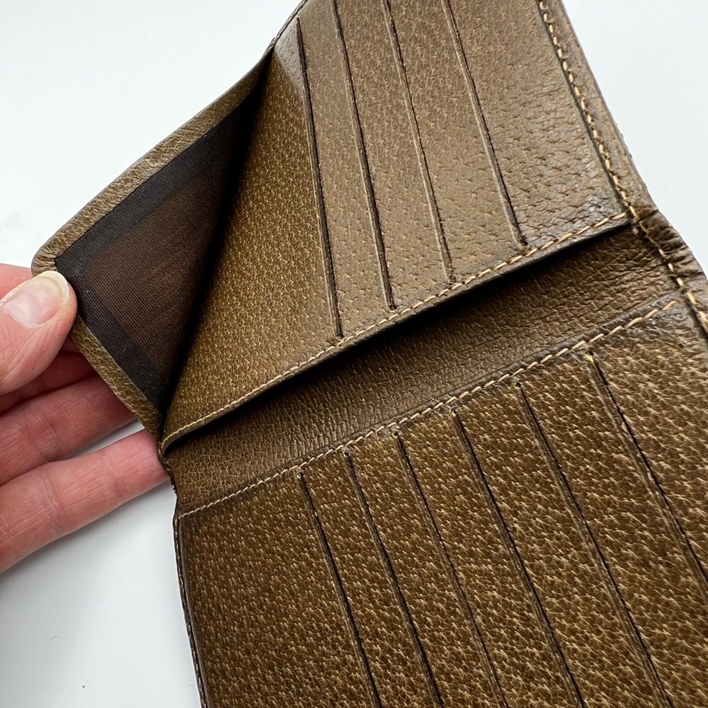Gucci Accessory Collection Bi-Fold - Picture 13 of 16
